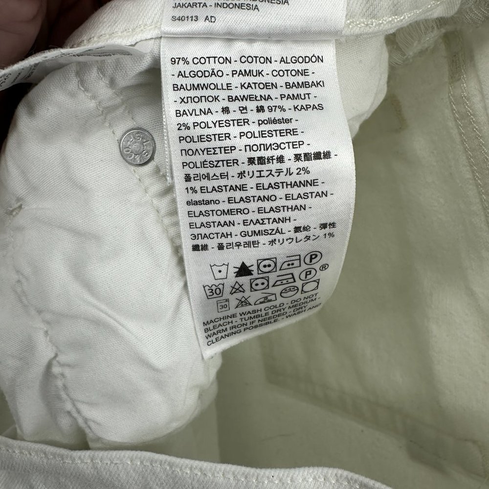 Levi’s White High Rise 501 Cut Off Original Shorts in The Clouds White Size 31 - Picture 8 of 10